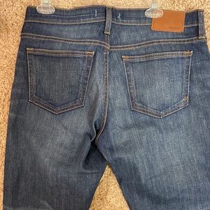 Madewell. 32Wx32L. Straight slim jeans.